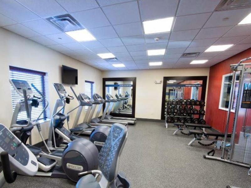 Hampton Inn & Suites Bismarck Northwest Ngoại thất bức ảnh